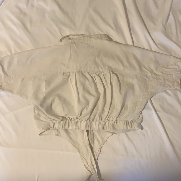 UO BDG Jenna Tie Front Button Down Crop Top - Picture 9 of 9